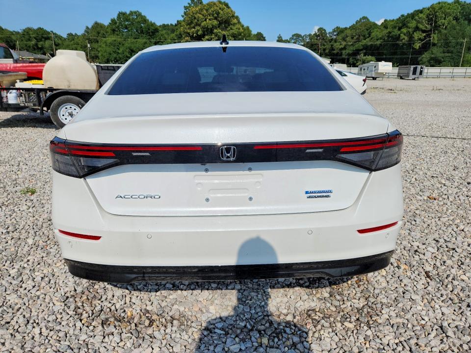 2025 HONDA ACCORD TOURING HYBRID — Фото 6 из 13