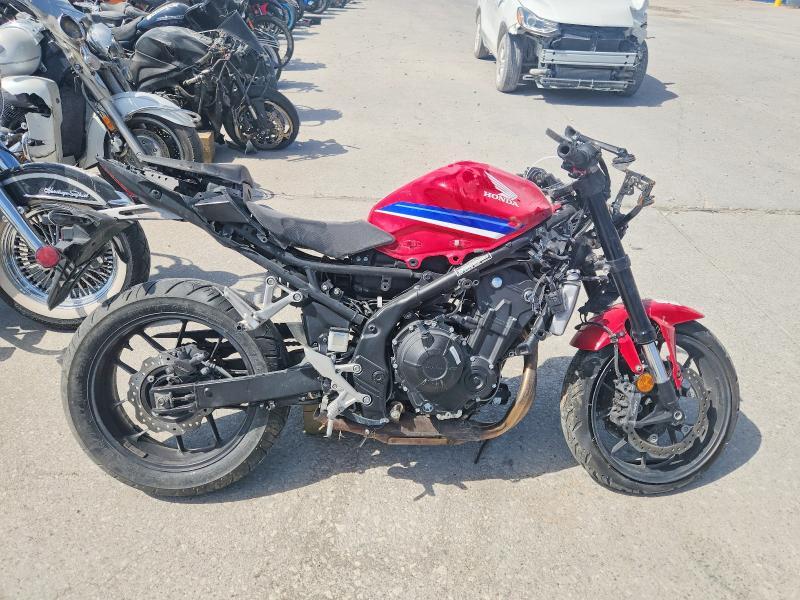 2025 HONDA CBR500