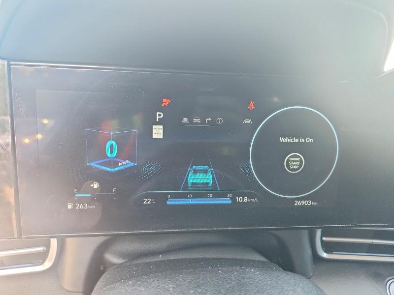 2025 HYUNDAI ELANTRA LUXURY — Фото 9 из 13