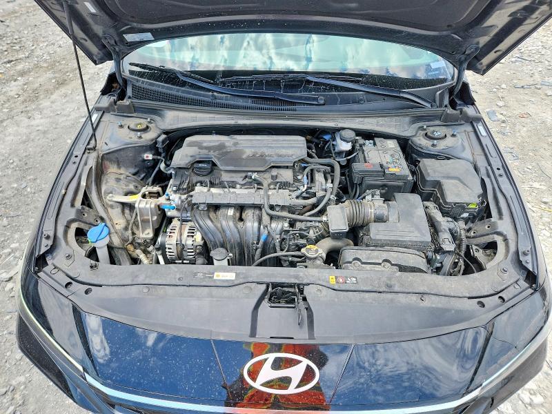 2025 HYUNDAI ELANTRA SEL — Фото 11 из 12
