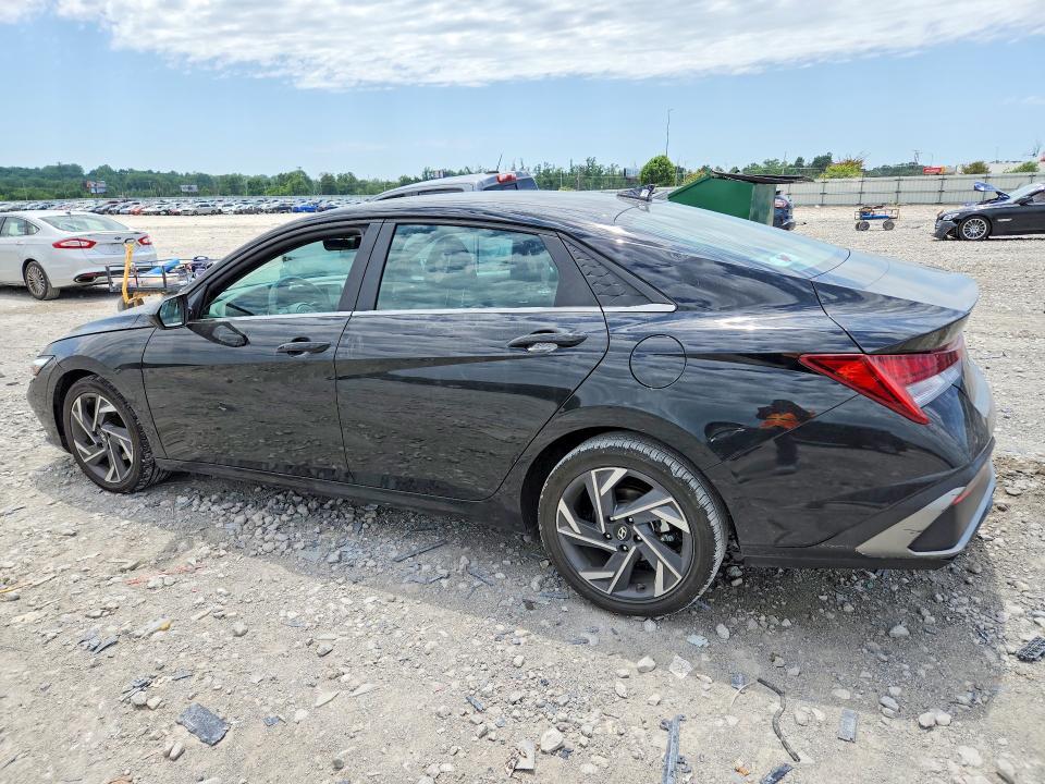2025 HYUNDAI ELANTRA SEL — Фото 2 из 12