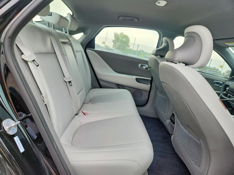 2025 HYUNDAI IONIQ 6 SEL — Фото 10 из 12