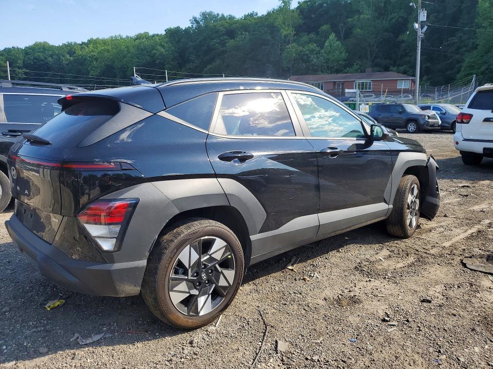 2025 HYUNDAI KONA SEL — Фото 3 из 12