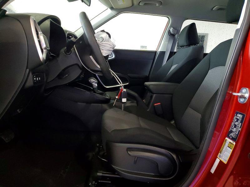 2025 KIA SOUL LX — Фото 7 из 12