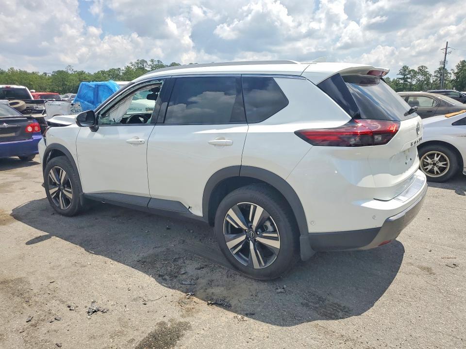 2025 NISSAN ROGUE SL — Фото 2 из 13