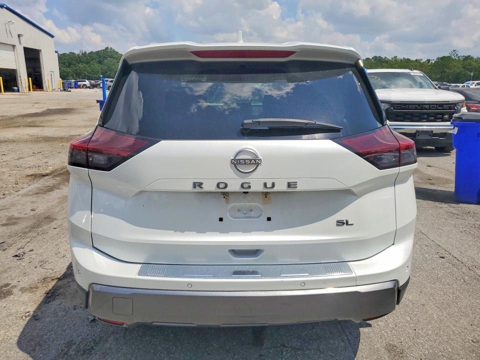 2025 NISSAN ROGUE SL — Фото 6 из 13