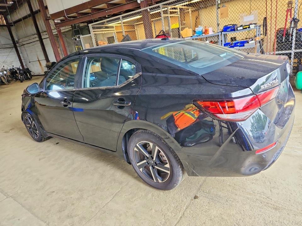 2025 NISSAN SENTRA SV — Фото 2 из 12