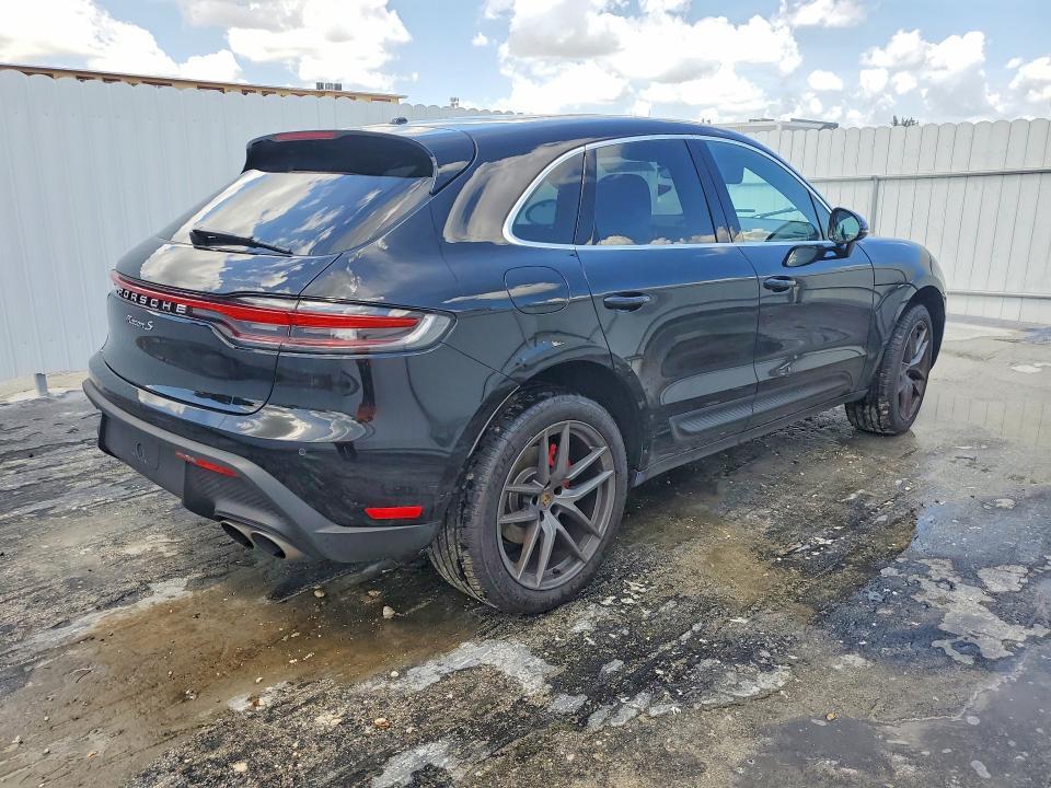 2025 PORSCHE MACAN S — Фото 3 из 13