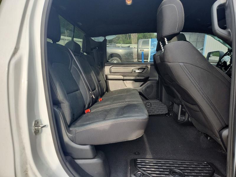 2025 RAM 1500 TRADESMAN — Фото 10 из 13