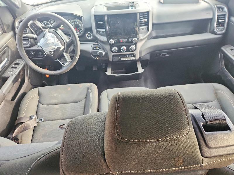 2025 RAM 1500 TRADESMAN — Фото 8 из 13