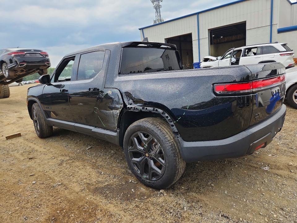 2025 RIVIAN R1T ADVENTURE — Фото 2 из 12