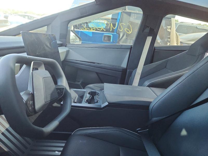 7G2CEHEE7SA062365 2025 TESLA CYBERTRUCK photo no. 7