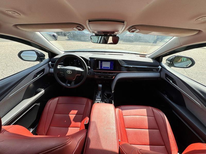 2025 TOYOTA CAMRY LE — Фото 9 из 10