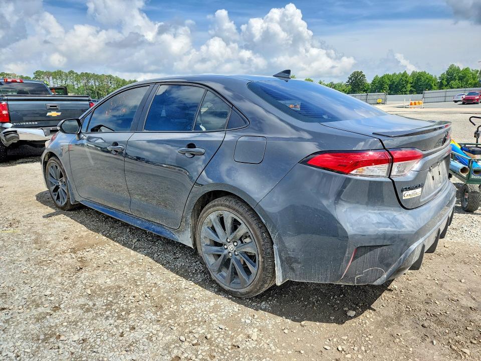 2025 TOYOTA COROLLA SE — Фото 2 из 13