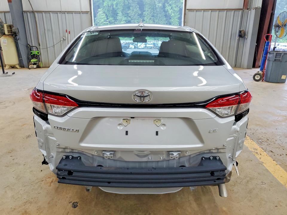 2025 TOYOTA COROLLA LE — Фото 6 из 12