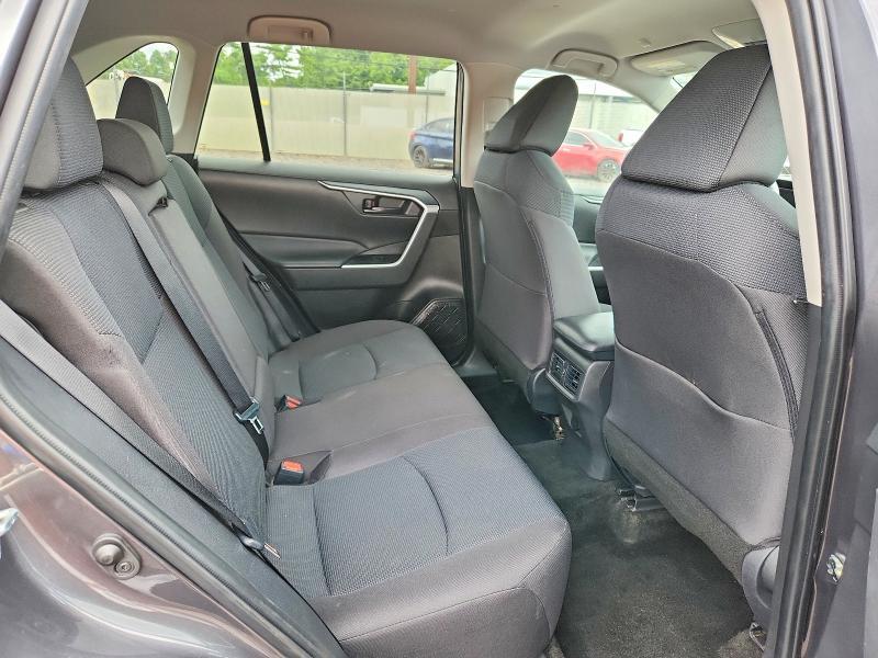 2025 TOYOTA RAV4 LE — Фото 11 из 14
