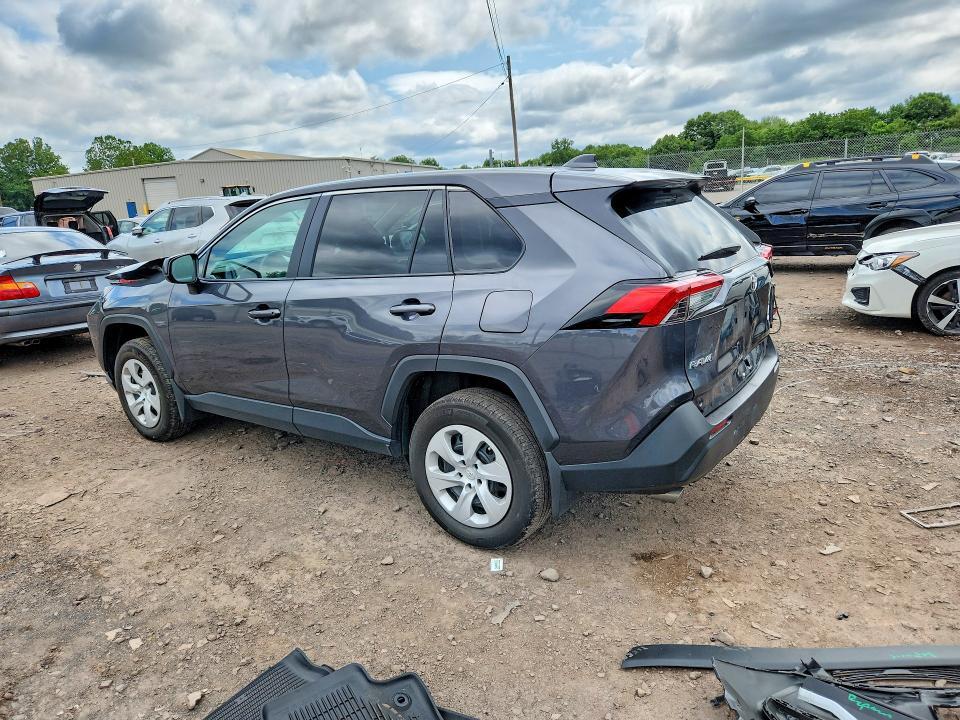 2025 TOYOTA RAV4 LE — Фото 2 из 14