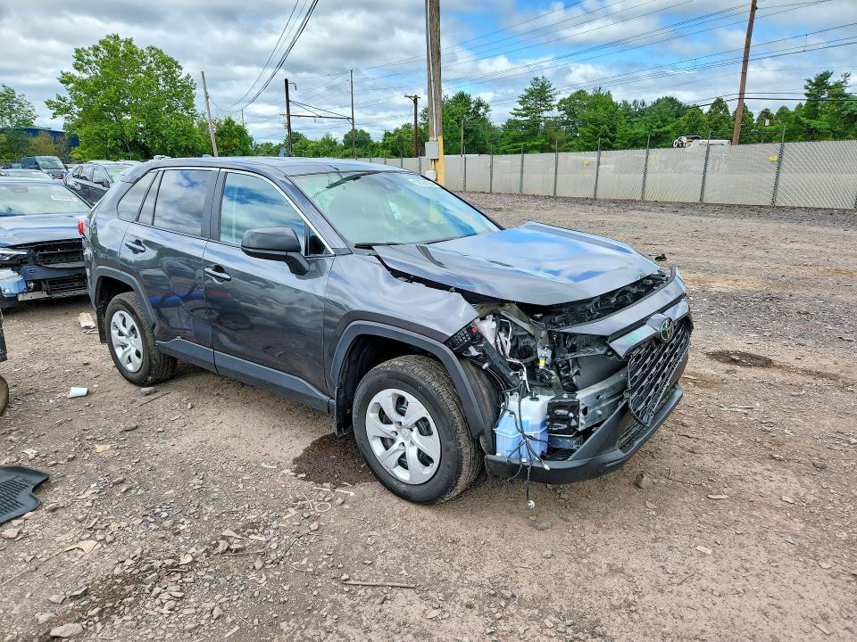 2025 TOYOTA RAV4 LE — Фото 4 из 14
