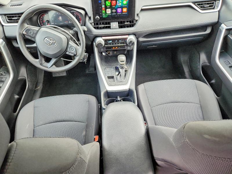 2025 TOYOTA RAV4 LE — Фото 8 из 14