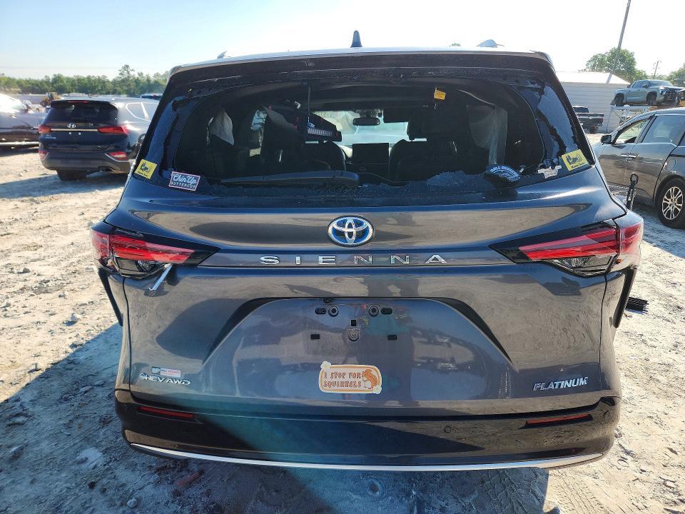 2025 TOYOTA SIENNA PLATINUM 7-PASSENGER — Фото 6 из 14