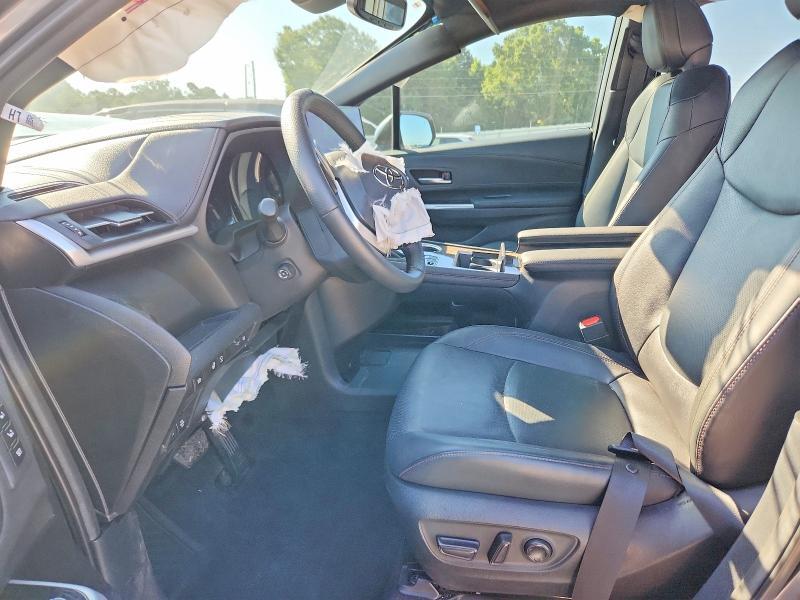 2025 TOYOTA SIENNA PLATINUM 7-PASSENGER — Фото 7 из 14
