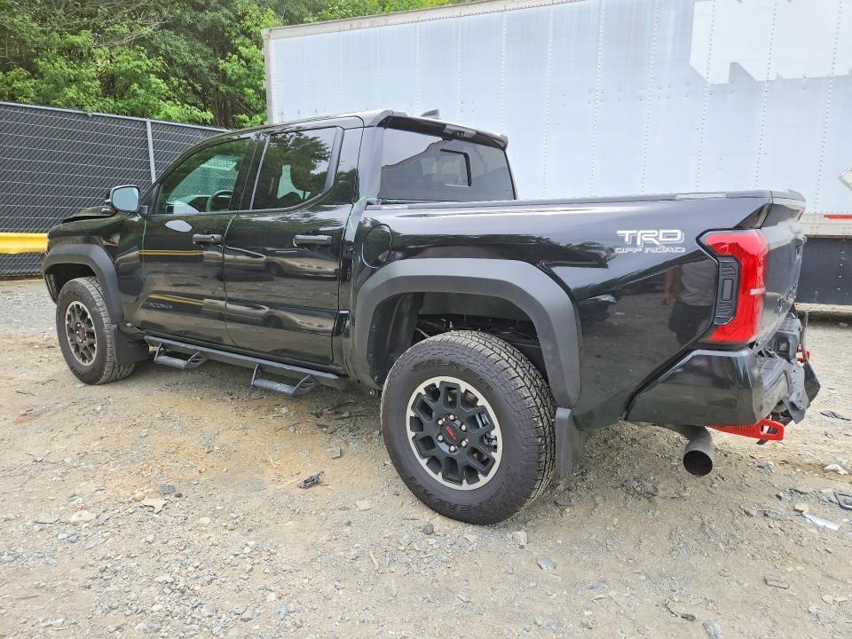 2025 TOYOTA TACOMA TRD OFF-ROAD HV — Фото 2 из 12