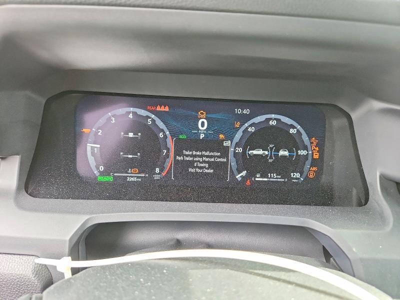 2025 TOYOTA TACOMA TRD OFF-ROAD HV — Фото 9 из 12
