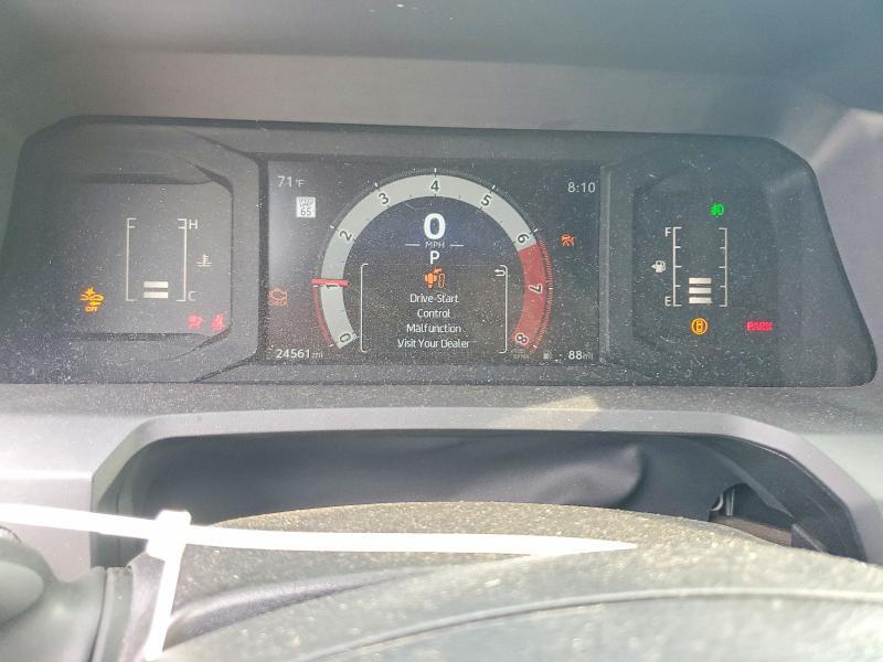 2025 TOYOTA TACOMA SR5 — Фото 9 из 12
