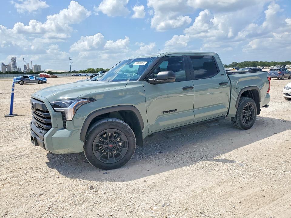2025 TOYOTA TUNDRA