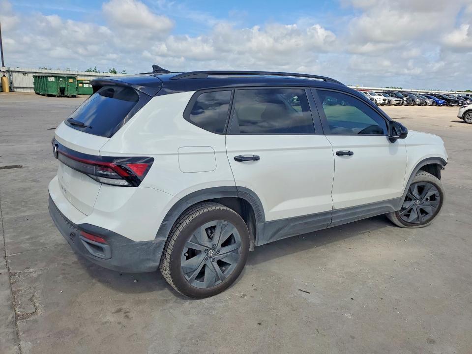 2025 VOLKSWAGEN TAOS — Фото 3 из 14