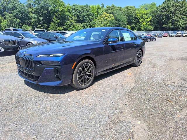 2026 BMW 740