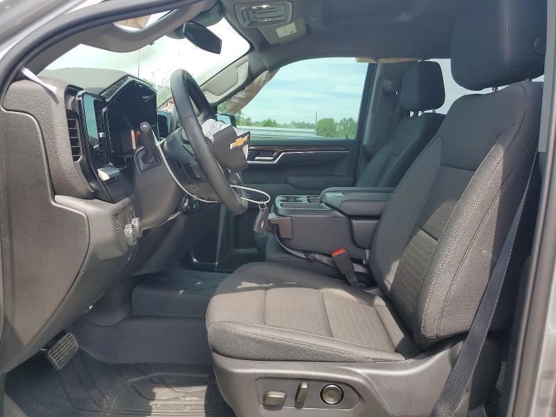2026 CHEVROLET SILVERADO C1500 LT — Фото 7 из 12