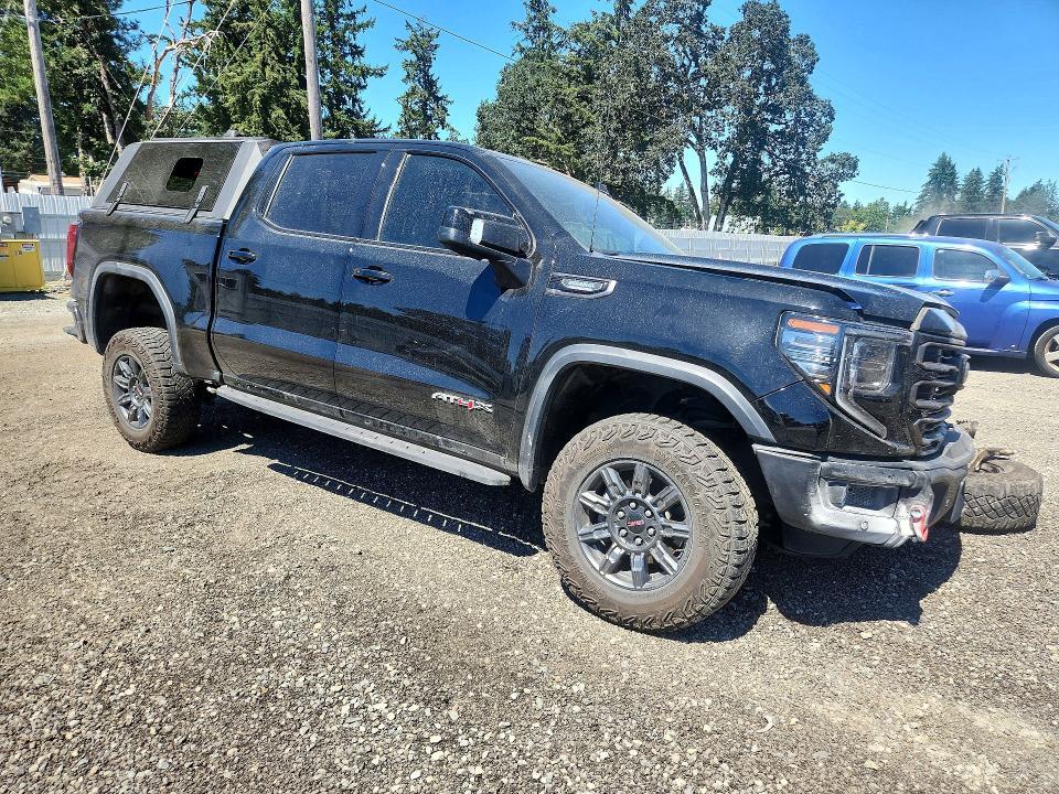 2026 GMC SIERRA K1500 AT4X — Фото 4 из 12