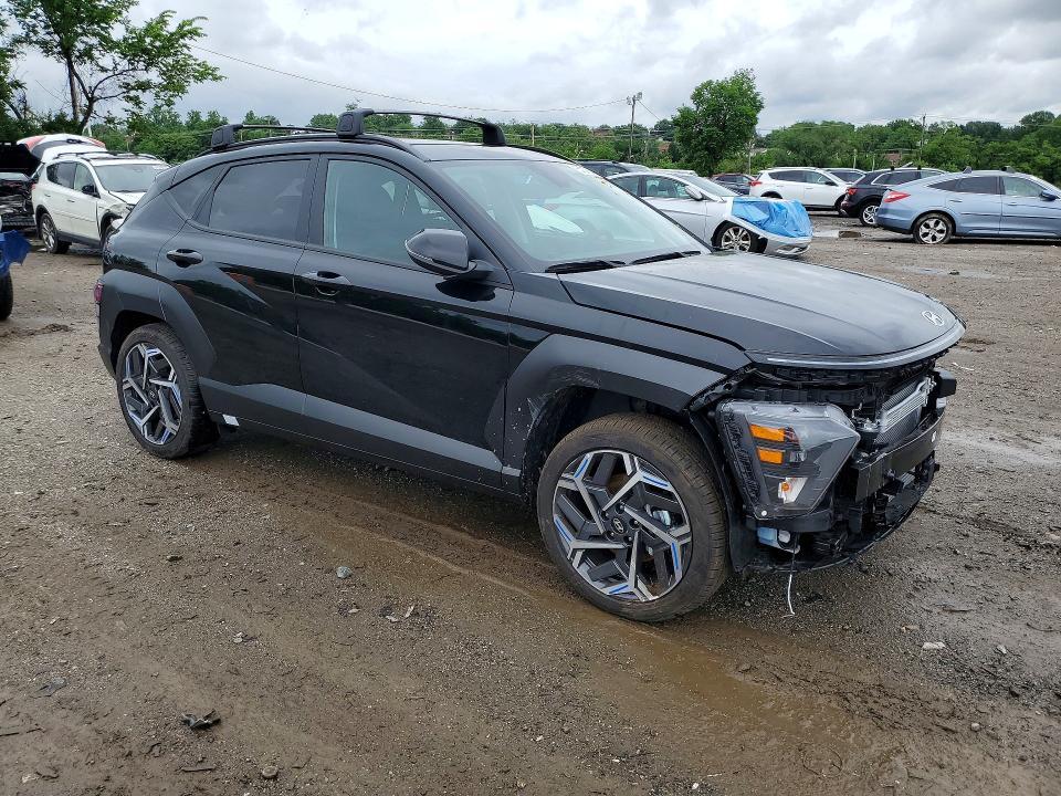 2026 HYUNDAI KONA SEL PREMIUM — Фото 4 из 14