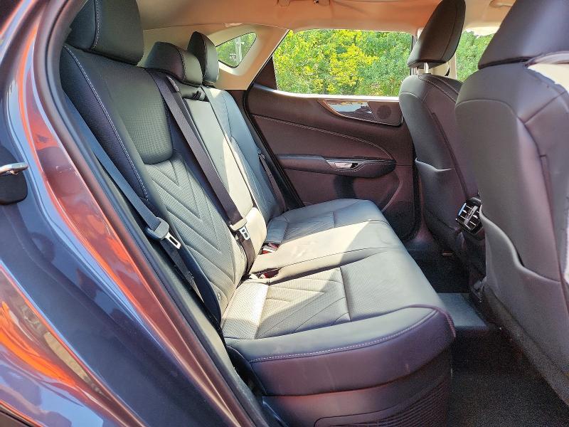 2026 LEXUS NX 450H+ PREMIUM — Фото 11 из 13