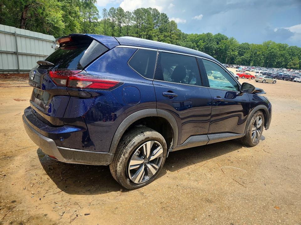 2026 NISSAN ROGUE SL — Фото 3 из 13