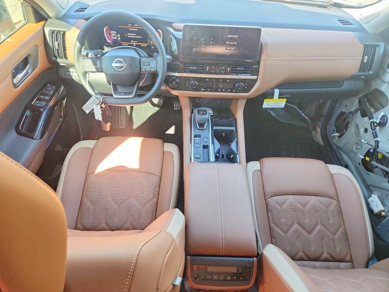 2026 NISSAN PATHFINDER PLATINUM — Фото 8 из 13