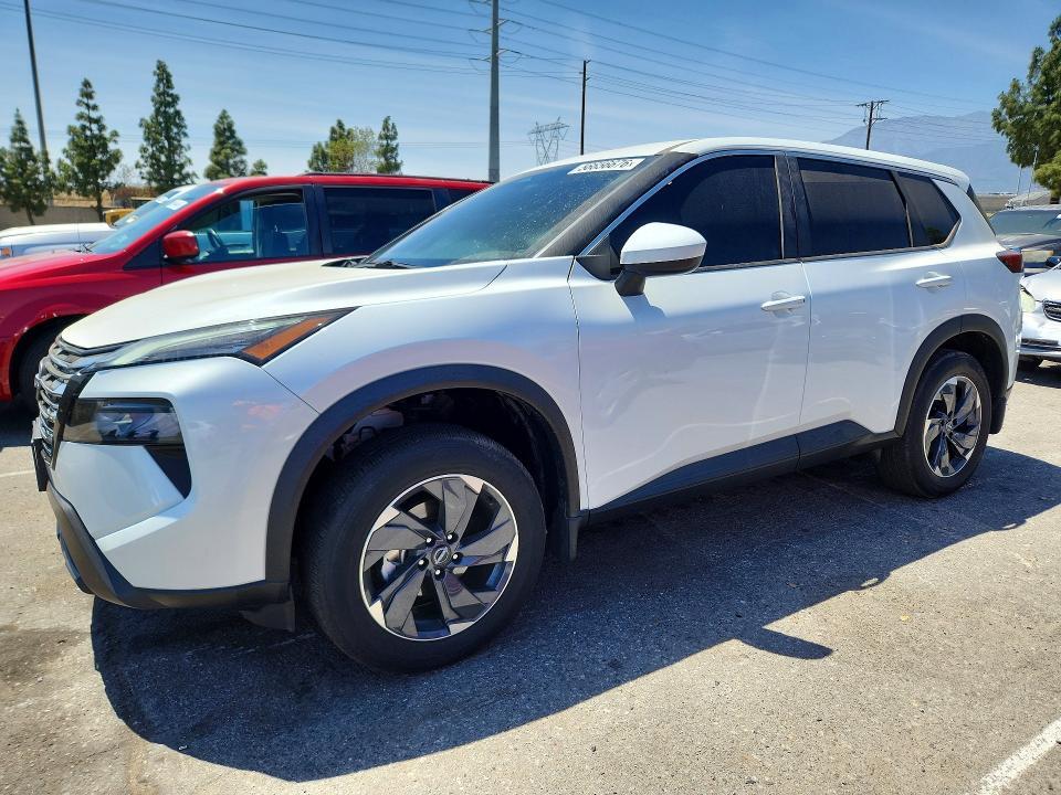 2026 NISSAN ROGUE