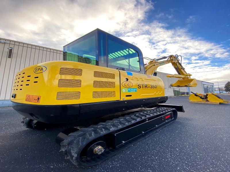 2026 3.5 TON MINI EXCAVATOR + HYDRAULIC THUMB — Фото 2 из 10