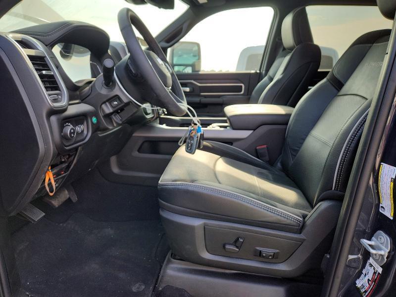 2026 RAM 2500 LARAMIE — Фото 7 из 13