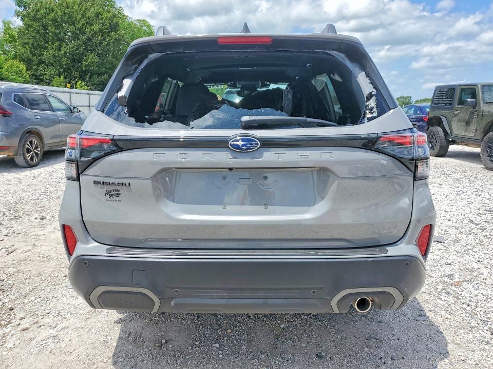2026 SUBARU FORESTER LIMITED — Фото 6 из 14