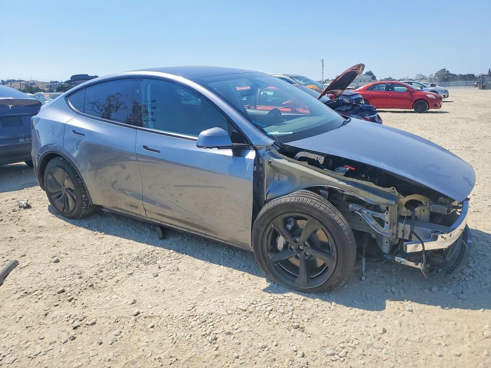 7SAYGDEEXTF456039 2026 TESLA MODEL Y photo no. 4