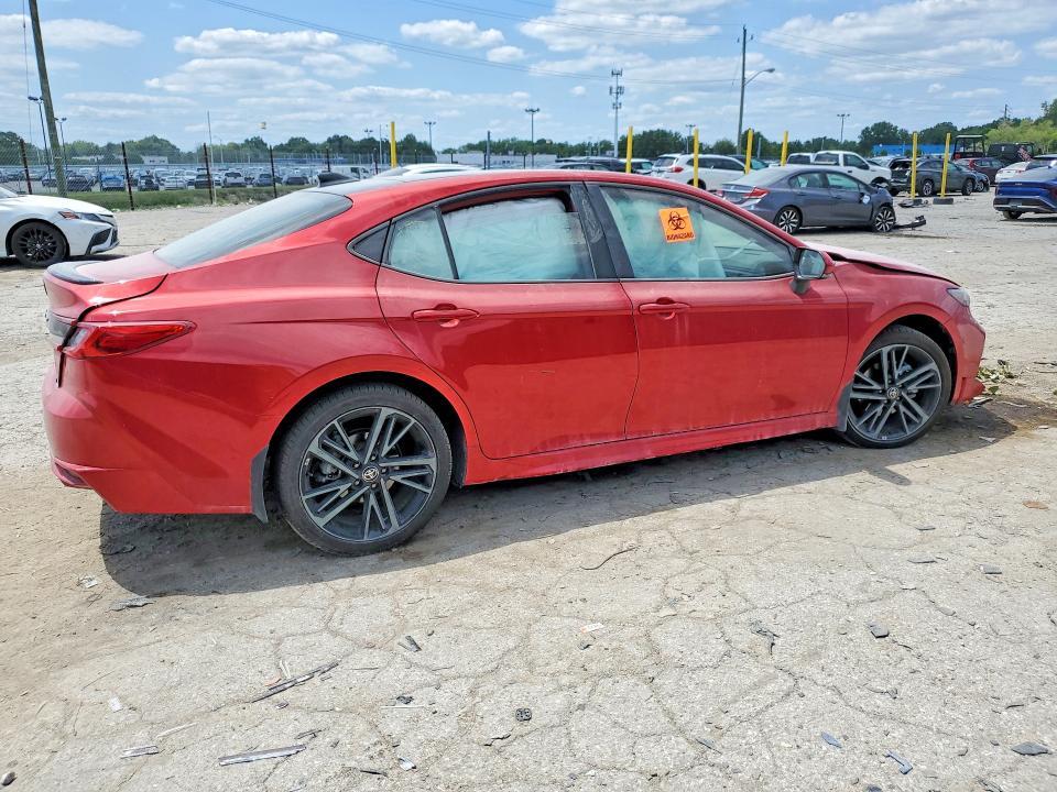 2026 TOYOTA CAMRY XSE — Фото 3 из 12