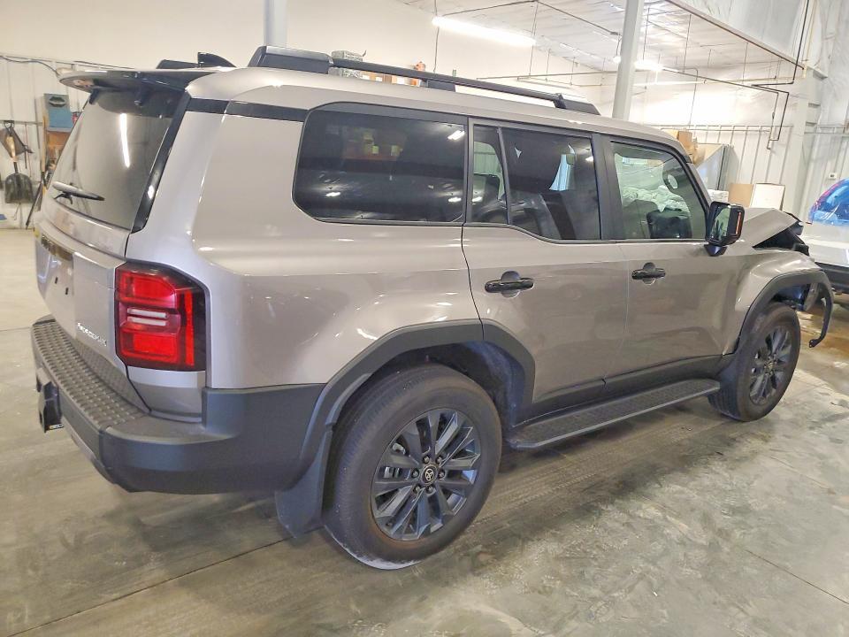 2026 TOYOTA LAND CRUISER BASE — Фото 3 из 13