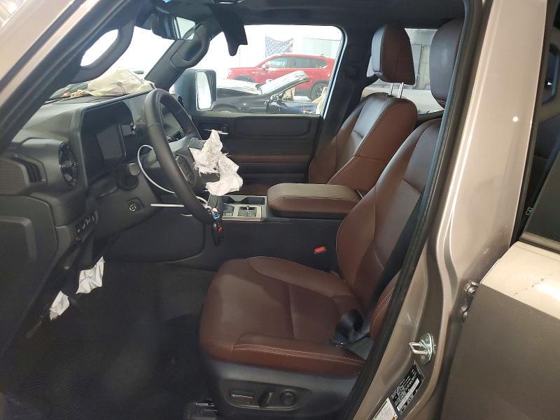 2026 TOYOTA LAND CRUISER BASE — Фото 7 из 13