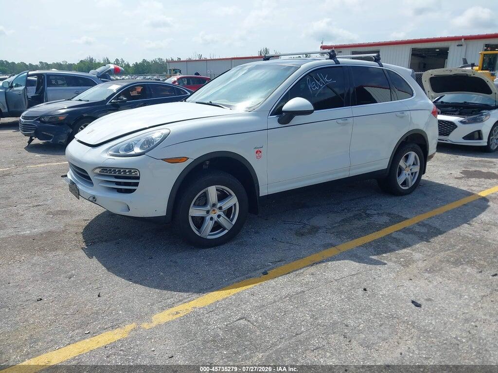 WP1AF2A22ELA33164 2014 PORSCHE CAYENNE photo no. 2