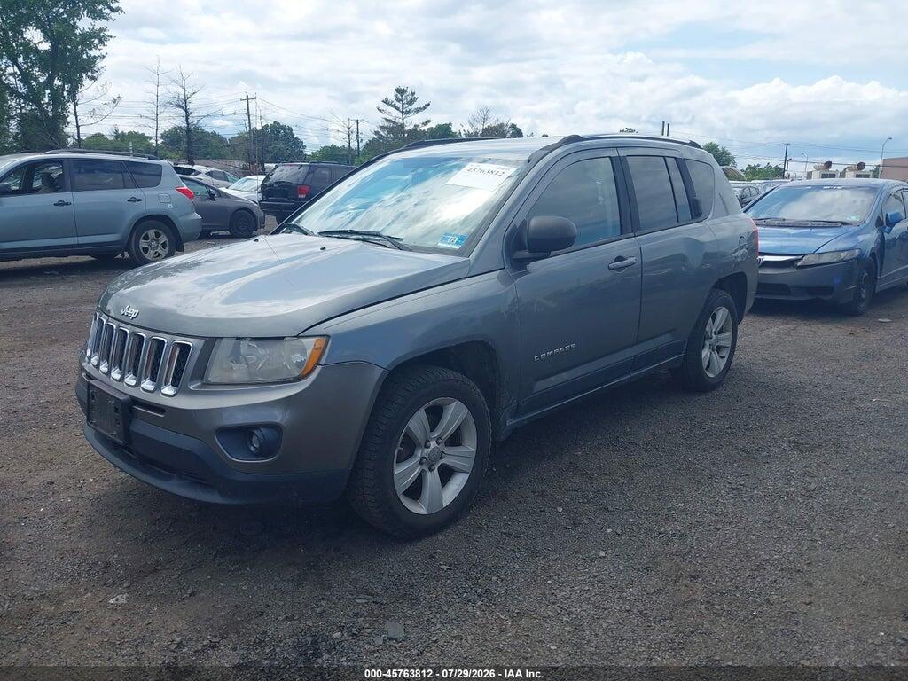 1C4NJCBB2CD586801 2012 JEEP COMPASS photo no. 2