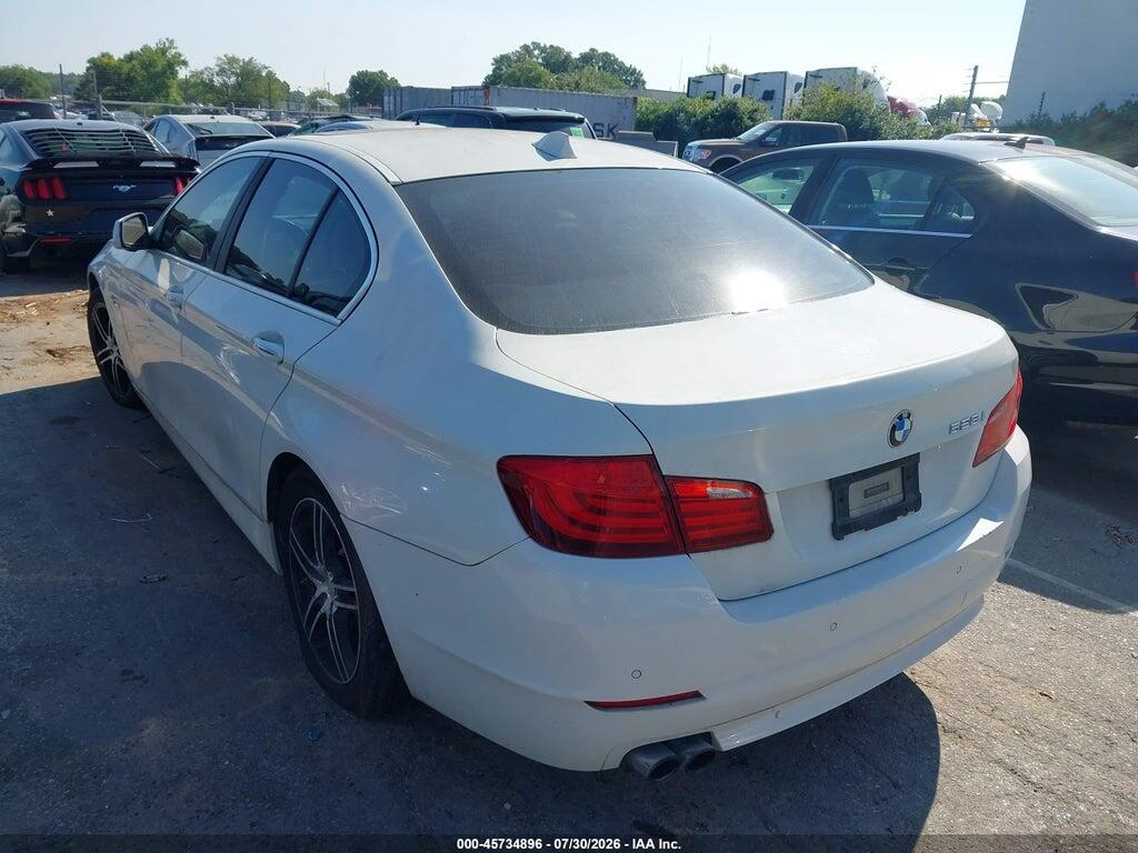 WBAXG5C50CDX02523 2012 BMW 528I photo no. 3
