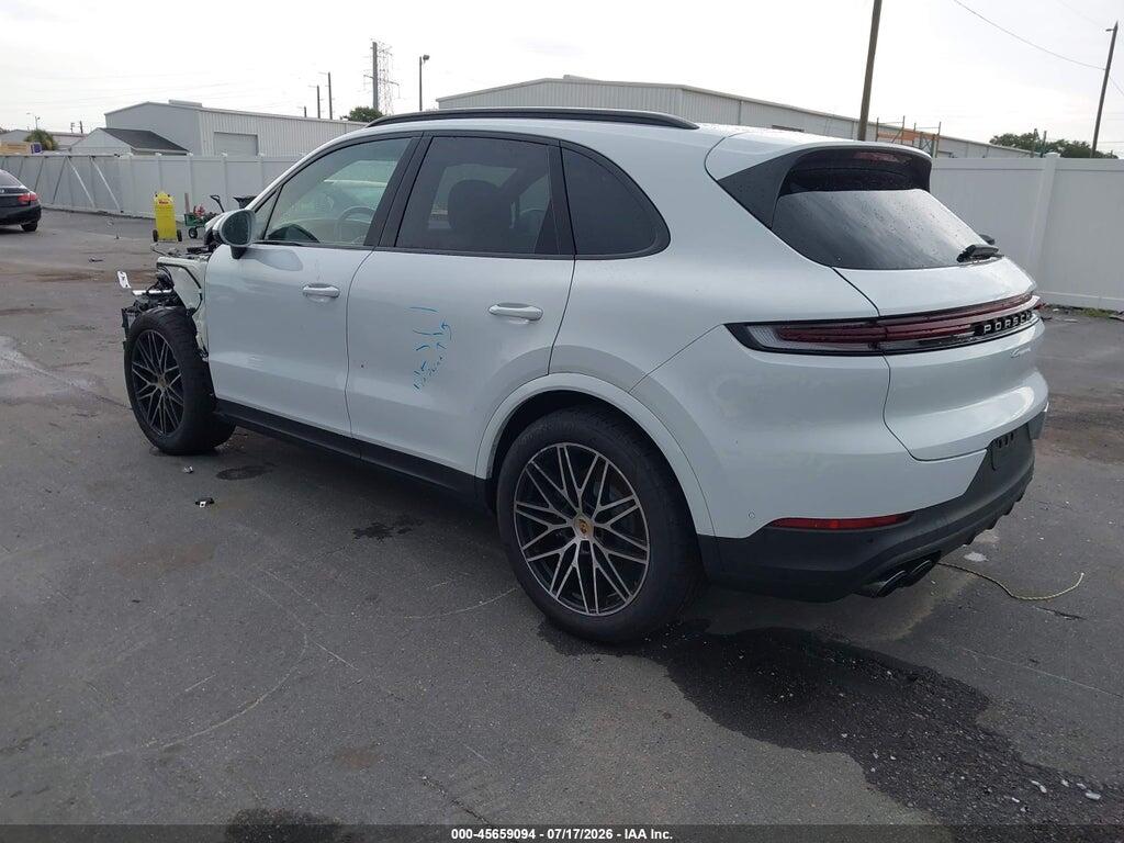 WP1AA2AYXRDA09410 2024 PORSCHE CAYENNE photo no. 3