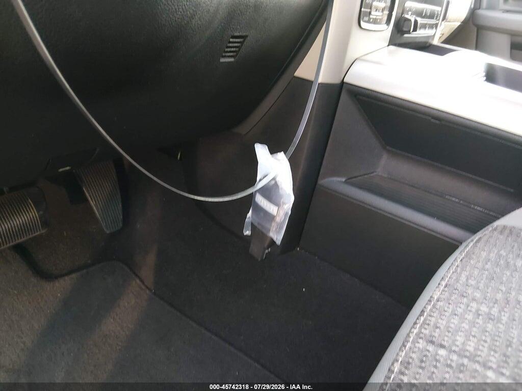 1C6RR7LM3JS338333 2018 RAM 1500 photo no. 11